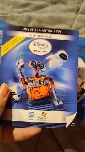 WALL•E 2008 Blu-ray Overview #bluray #movie #disney #walle #overview