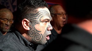 So haben Māori aus Neuseeland die Ausstellung geweiht