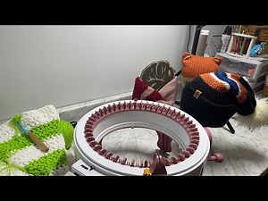 Knitting a slouch hat on a 48 pin, Sentro circular knitting machine