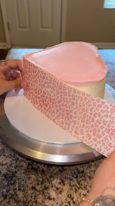 That pink leopard print combo 😮‍💨🐆🩷 | Sweets Galore