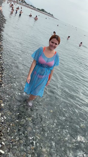 Veronika (@nikk__ka)’s videos with Get You The Moon - Kina