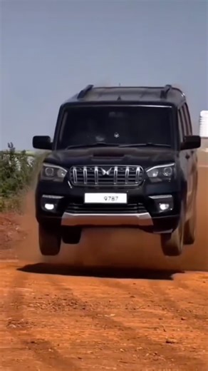 Mahindra Black Scorpio classic s11 🫶🐎 #mahindrascorpioclassic #automobile #shorts