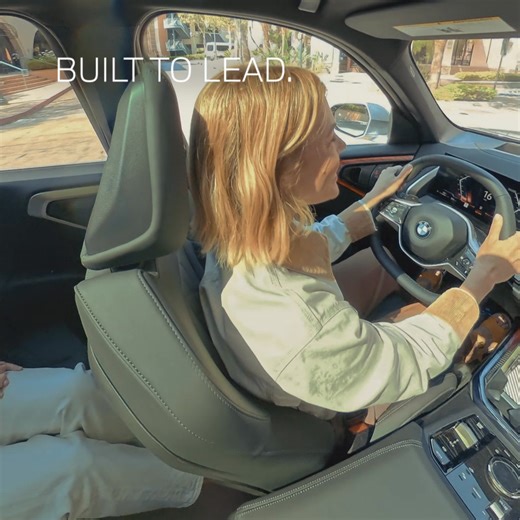 Take advantage of exceptional offers on the entire X Range at BMW of Brooklyn. | BMW of Brooklyn