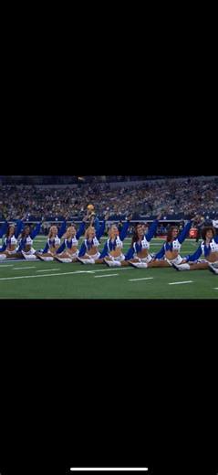 The Dallas Cowboys and Green Bay Packers NFL game was an exciting one! We spent it behind-the-scenes getting ready for Sunday Night Football with the Dallas Cowboys Cheerleaders. TODAY’s Kaylee Hartung saw first-hand the hours of preparation that the squad of 36 women put in before the game even 👏 kicks 👏 off! 👏 | Today Show