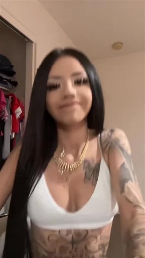 @ggzzmell on Instagram: "#polybuzz -chat app where u make or pick characters and vibe with them super easy, super fun, & kinda addictive once you start✨"