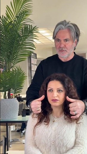 TAGLIO PER CAPELLI SOTTILI E RICCI ✂️La mia cliente mi ha raggiunto per il suo cambio look ♥️😍