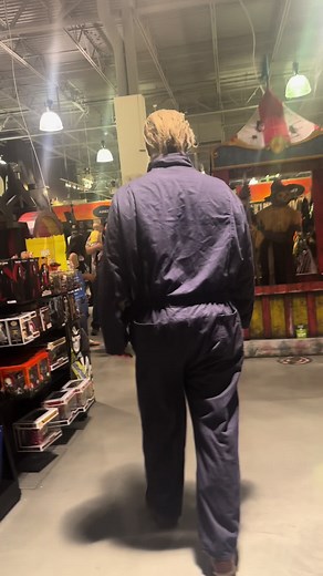 #spirithalloween #halloween #fall #michaelmyers #spookyseason