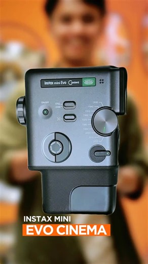 Bagas Syahrian Putra on Instagram: "Creative House Of Instax by Fuji Film “From Classic Vibes to Modern Moments!” Dari 28 Januari sampai 8 Februari, Fujifilm hadir di Mall Kota Kasablanka buat ngenalin produk terbarunya ✨ Kenalin, instax mini Evo Cinema 📸 Kamera instant canggih yang bisa ngerasain visual mulai dari era 1930-an sampai era modern sekarang ini. Bukan cuma cetak foto, kamera ini juga bisa rekam video 15 detik yang langsung diubah jadi QR Code di hasil fotonya. Scan → momen hidup la