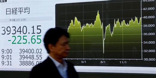 Asia Tech Stocks Slump After DeepSeek’s Rise Triggers U.S. Chip Selloff