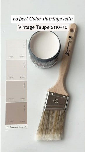 Expert Color Pairings with Vintage Taupe 2110-70 from #BenjaminMoore ✨