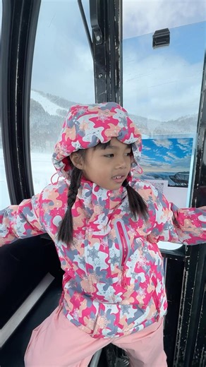 I got stuck in the snow at Hoshino Tomamu.