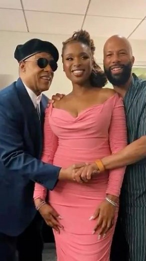 Jennifer Hudson and Her Lovely Boyfriend Common Celebrate