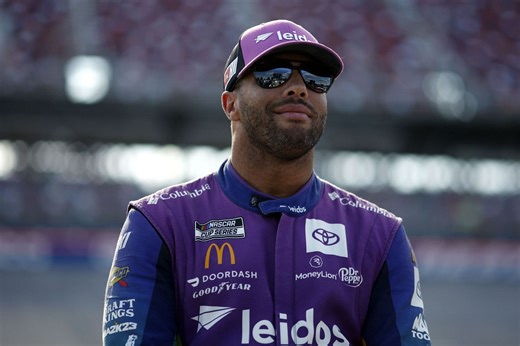 "NASCRAP gon give bubbles the win" - Bubba Wallace taunts haters after NASCAR posts winless streak stat