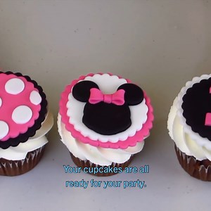 21K views · 249 reactions | Minnie Mouse Cupcake Toppers! | The Icing Artist | Facebook