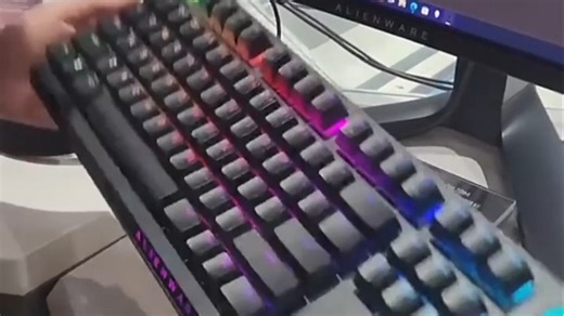 【数码黑科技】外星人AW920K键盘：掌控全局，畅玩无限