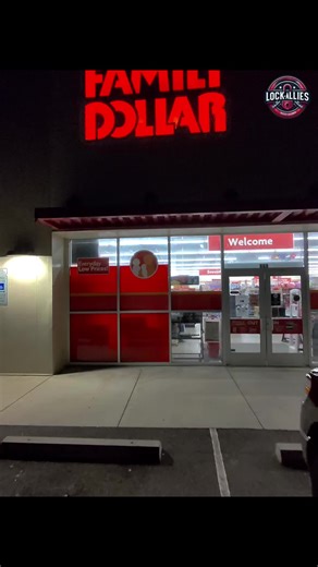 Step one: assessing the scene! Before we fix that dumpster door, it’s all about the game plan. #OnTheJob #LocksmithLife #ServiceAssessment #DoorFix #Handywork