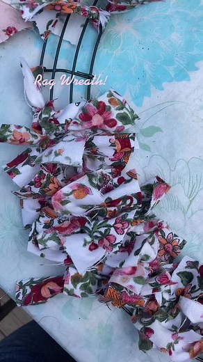 DIY Rag Wreath Tutorial - Customizing Your Decor with Fabric Crafts