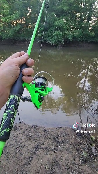 break down of how I catch gar with natural bait. #gar #garfishing #longnosegar #spottedgar #alligatorgar #howto #fishingtips #fishing #fish #fishtok #fishingtiktoks #fishingcontent #fishin #river #riverrat #riverrats #river_rat7 #fypage #4u #foryoupage #foryou #4upage #content #contentcreator #blowthisup #fisherman #fishingrig