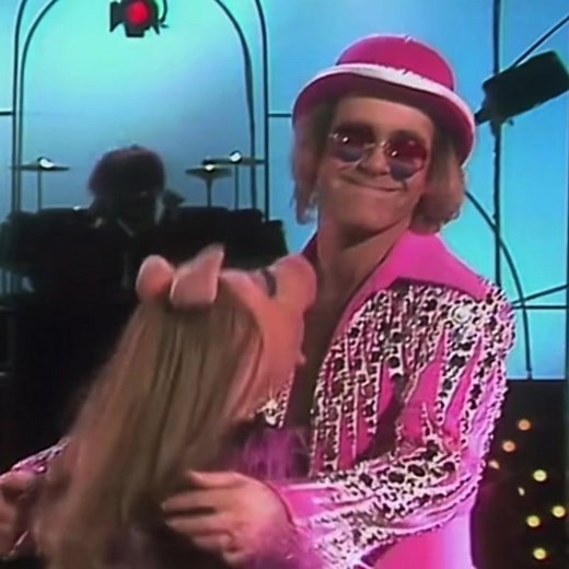 Elton John Performs on The Muppet Show | 70s Music Fun!