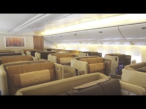 Experience Business Class on the Boeing 777-300ER | Singapore Airlines