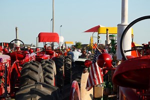 10 Vintage Diesel Tractors