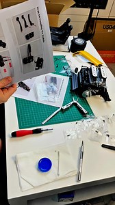 Building pack 4 of the 1/8 Lamborghini Miura from Agora Models | AC Collection