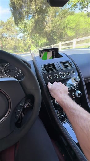 Leaving Work in Style: The Aston Martin Experience