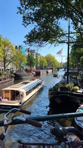 Take your trip from Amsterdam, to AmsterDAMN. The capital of the Netherlands is truly unique. A jewel in the European crown. And perfect for a short weekend. Silvana compiles her favourite places from around this amazing city. For the foodies there’s fries. For history buffs there’s Oude Kerk, the city’s oldest building. A quick break can go by in a blur, so make sure every second is filled with fun. Comment how many places you recognise!🕵️👇 | Eurostar