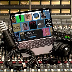 At CRAS We Teach the Skills & Concepts you’ll Need in the Fast-Paced, Challenging World of Audio Recording & Sound Engineering. Don't Wait. Learn More Today! | CRAS-Conservatory of Recording Arts & Sciences