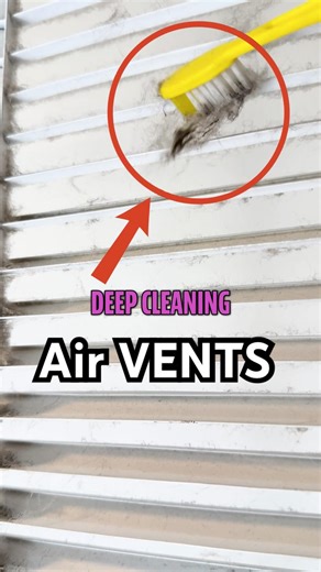Right Way To Deep Clean Air Vents #shorts