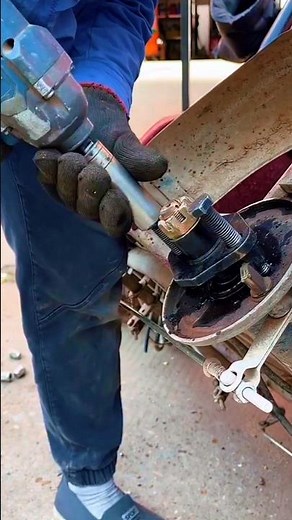 Step-by-Step Brake Caliper Maintenance #tutorial #engineer #carcare #workshop #tools #mechanic