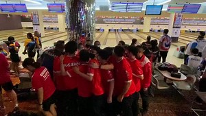 21st MWA Asian Junior Tenpin Bowling Championships 17 August Boys & Girls Team Event 2nd Block of 3 Games - 3.30pm SG Local Time Team Event 2nd block is underway. Good luck and high scores!! Team A Boys Team Line Up: B1) Aiman Lim B2) John Faragalla B3) Joshua Soo B4) Zephyr Liew Lane:23, 21, 19 Team A Girls Team Line Up: B1) Shirlene Wong B2) Rachel Ong B3)Ashley Lim B4) Lim Shi En Lane: 4, 6, 8 Team B Boys Team Line Up: B1) Leroy Kwek B2) Brian Ngoi B3) Mathieu Louis B4) Ryan Goi Lane: 28, 14,