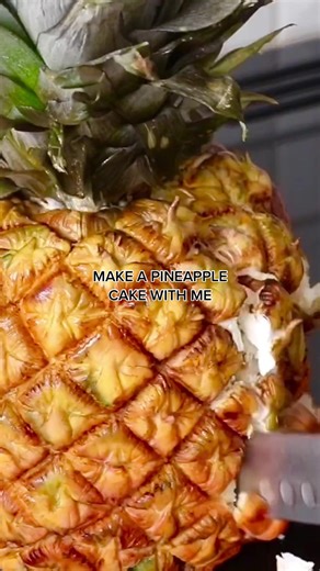 How to Make a Hyperrealistic Pineapple Cake