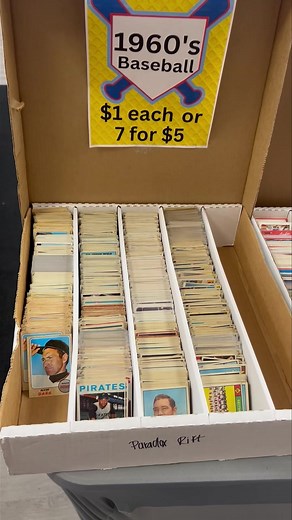 RESTOCKS OF VINTAGE CARDS, REALLY?? | Triple Play Vintage