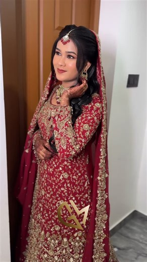 Glamup Makeover on Instagram: "Makeup @glamupmakeover_amisha Bride @riizwa.na Jewellery @nakashibridal . . . #glamupmakeover_amisha #bridalmakeup #kerawedding #makeup #photooftheday #jewelry #arabicweddinglooks #weddingmakeup #rentaljewellery #weddingphotography"