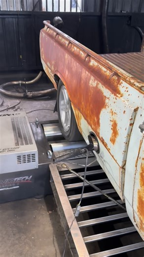 Evolution Tuning on Instagram: "From humble beginnings of 30hp a couldn’t hit 100k, to 500hp and smoking the tyres at 100k. We knew we had a little room left with the 1650’s sitting around 82% duty cycle. Going From hub dyno to chassis dyno there was about 35-40hp difference. Putting down around 460hp on our dyno. Now with the extra boost she’s right at that 500hp at the treads and 91% duty cycle on the injectors. It’s also pushing pretty aggressively through the converter, on the last run we ha