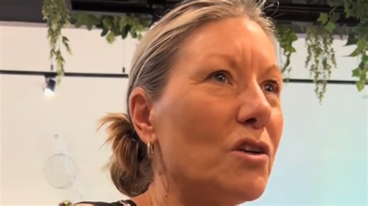 Woman who was 'high-functioning alcoholic' reveals what finally got her to stop drinking