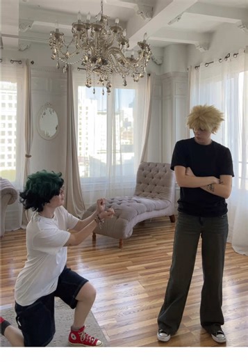 canon. @juno ★ #myheroacademia #katsukibakugou #bakugoukatsuki #bakugou #bakugoucosplay #katsukibakugoucosplay #izuku #midoriyaizuku #izukumidoriyacosplay #deku #dekucosplay #izukucosplay #photography #cosplay #bnhacosplay #bnha #mha #mhacosplay #silly