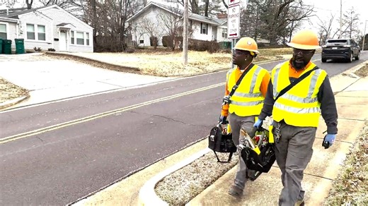 On bitter cold days, have you ever wondered how natural gas makes it from its origin to your home or business? It’s the culmination of months of planning and optimizing for peak performance. In fact, our teams are preparing for days like this months in advance. It’s all about our commitment to safely and reliably deliver the energy that customers and communities need. ❄️🌡️💪 | Spire