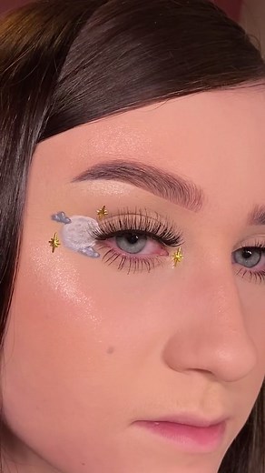 Moon Inspired Makeup Tutorial