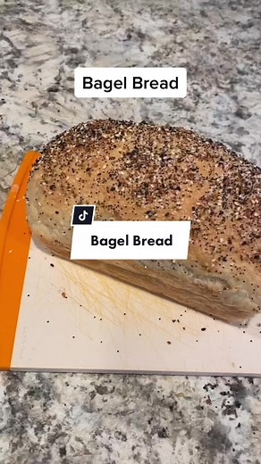 Discover the Perfect Bagel Bread Recipe!
