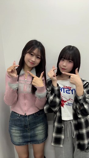 今日好き新主題歌はAdoさんが歌う 『 #春に舞う 』 新しい #今日好きダンス 💕 みんなもぜひ踊ってみてね！ 《楽曲》 #Ado『 #春に舞う 』 @Ado 《振り付け》 あやか @伊藤彩華 すみれ @表 すみれ (おもて すみれ) #今日好き 高校生
