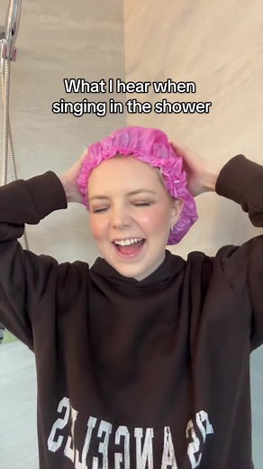 Singing in the shower be like 😂 Send this to your friend you loves to sing 🎤🤭 #relatable #singing #funny