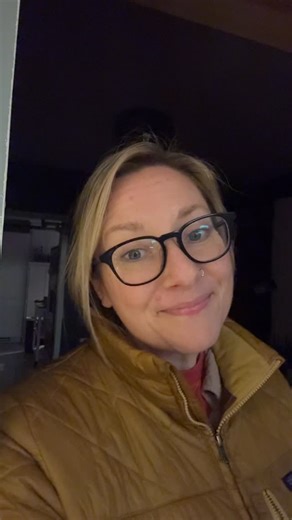 312 Pizza Company on Instagram: "Update!! Do you want to start customer flash mobbing on 31Tuesdays??? We had two ideas to get this going. 1.) If you get a group of friends together on your own and go customer flash mob a local business, be sure to……. Make a post and tag them, use the #customerflashmob, and tag us too, so we know it happened! 2.) 312 is closed on Tuesdays. Occasionally we do things with our staff on a Tuesday and we call it 312Tuesday. What if we pick a new business off of the l