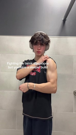 Sleeper Build Twink: A Guide to Building Muscular Physique