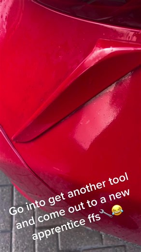 New apprentice 🔧😂#fyp #mechanic #mechaniclife #d22 #onthetools #dublin #tranzit #breakpads #grafter #aprentice