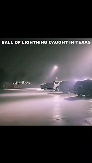 "Orb Lightning Caught on Camera – Rare Earth Phenomenon!"