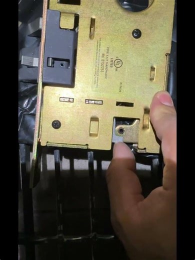 How to unlock a fire exit lock @assaabloy @hardware