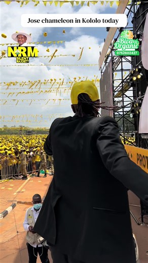 Jose Chameleone Joins Museveni's Campaign in Kololo