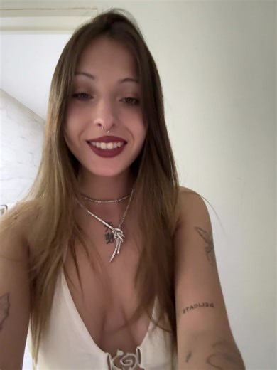 Videos de C A N D E 💋 (@candezrt) con “sonido original - 𝒫𝑒𝓇𝒻𝑒𝒸𝓉𝒶𝓈”